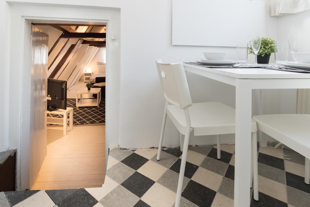Lil' Dutch Studio Apartment อัมสเตอร์ดัม ภายนอก รูปภาพ