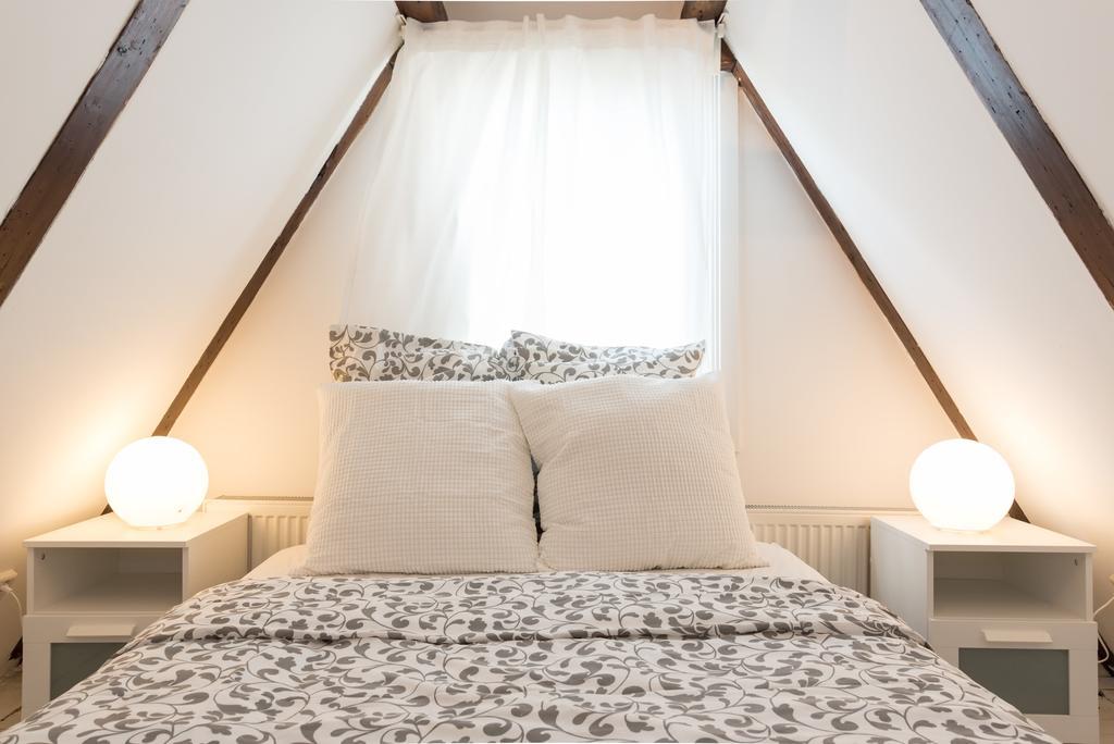 Lil' Dutch Studio Apartment อัมสเตอร์ดัม ภายนอก รูปภาพ